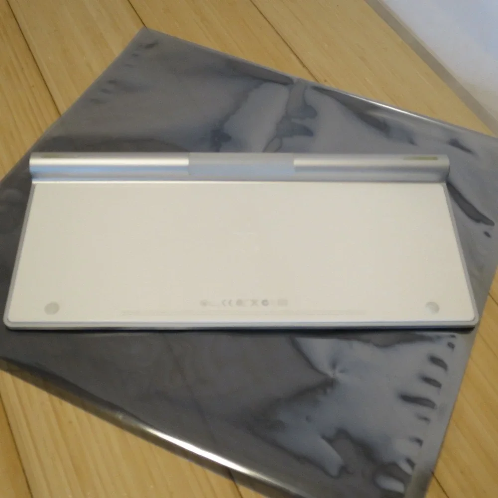 GENUINE Apple Wireless Keyboard A1314 Bluetooth Aluminum Keyboard Tested Working